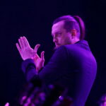 20.01.2017 Kielce. Koncert w Hali Legionów „Betlejem w Kielcach”. Piotr Cugowski. / Jarosław Kubalski / Radio Kielce