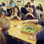 21.01.2017 Kielce. Wielki Bój Planszówkowy w Wojewódzkiej Bibliotece Publicznej. / Jarosław Kubalski / Radio Kielce