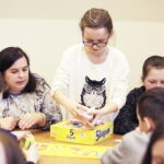 21.01.2017 Kielce. Wielki Bój Planszówkowy w Wojewódzkiej Bibliotece Publicznej. / Jarosław Kubalski / Radio Kielce