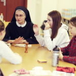 21.01.2017 Kielce. Wielki Bój Planszówkowy w Wojewódzkiej Bibliotece Publicznej. / Jarosław Kubalski / Radio Kielce