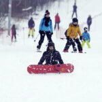 21.01.2017 Kielce. Stok narciarski Stadion. Narciarze. / Jarosław Kubalski / Radio Kielce