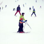 21.01.2017 Kielce. Stok narciarski Stadion. Narciarze. / Jarosław Kubalski / Radio Kielce