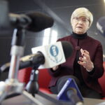 26.01.2017 Kielce. Konferencja na temat planów Wojewódzkiej Rady Dialogu Społecznego. Henryka Bochniarz. / Jarosław Kubalski / Radio Kielce