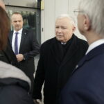 29.01.2017 Kielce. Prezes Prawa i Sprawiedliwości Jarosław Kaczyński podczas wizyty w Kieleckim Centrum Kultury. / Jarosław Kubalski / Radio Kielce