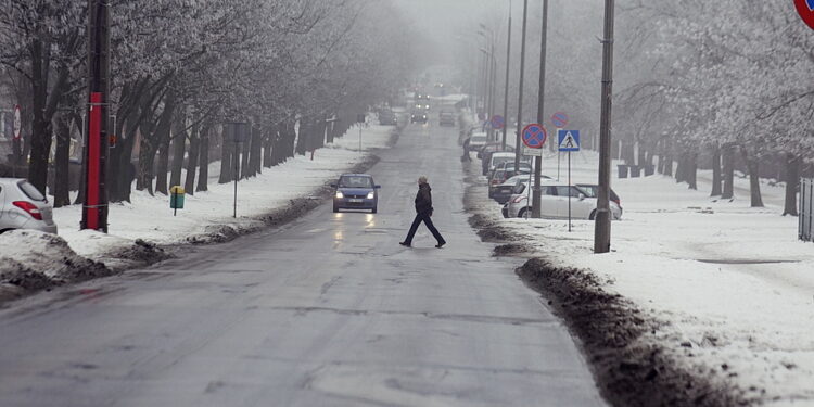 25.01.2017 Kielce. Ulica Piekoszowska. / Jarosław Kubalski / Radio Kielce