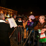 1.1.2017 Kielce. Sylwester pod gwiazdami na Rynku. Rozdawaliśmy kalendarze Radia Kielce. / Wojciech Habdas / Radio Kielce