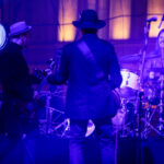 1.1.2017 Kielce. Sylwester pod gwiazdami na Rynku. Gwiazdą wieczoru był zespół Wilki. / Wojciech Habdas / Radio Kielce