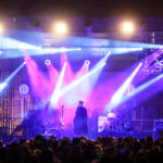 1.1.2017 Kielce. Sylwester pod gwiazdami na Rynku. Gwiazdą wieczoru był zespół Wilki. / Wojciech Habdas / Radio Kielce