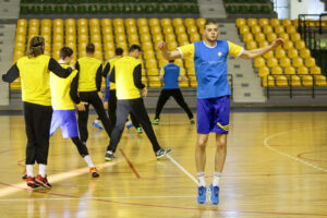 9.1.2017 Kielce. Pierwszy w 2017 roku trening zawodników Vive Tauron / Wojciech Habdas / Radio Kielce