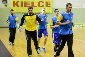 9.1.2017 Kielce. Pierwszy w 2017 roku trening zawodników Vive Tauron / Wojciech Habdas / Radio Kielce