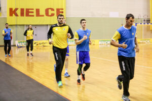 9.1.2017 Kielce. Pierwszy w 2017 roku trening zawodników Vive Tauron / Wojciech Habdas / Radio Kielce