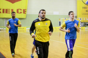 9.1.2017 Kielce. Pierwszy w 2017 roku trening zawodników Vive Tauron / Wojciech Habdas / Radio Kielce