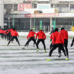 9.1.2017 Kielce. Pierwszy w 2017 roku trening piłkarzy Korony Kielce / Wojciech Habdas / Radio Kielce