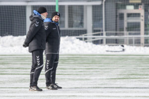 9.1.2017 Kielce. Pierwszy w 2017 roku trening piłkarzy Korony Kielce / Wojciech Habdas / Radio Kielce