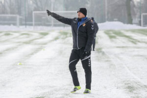 9.1.2017 Kielce. Pierwszy w 2017 roku trening piłkarzy Korony Kielce / Wojciech Habdas / Radio Kielce