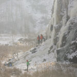 9.1.2017 Kielce. Ekstremalna wspinaczka zimowa na sztucznym lodospadzie na Kadzielni / Wojciech Habdas / Radio Kielce