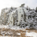 9.1.2017 Kielce. Ekstremalna wspinaczka zimowa na sztucznym lodospadzie na Kadzielni / Wojciech Habdas / Radio Kielce