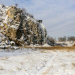 9.1.2017 Kielce. Ekstremalna wspinaczka zimowa na sztucznym lodospadzie na Kadzielni / Wojciech Habdas / Radio Kielce