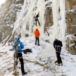 9.1.2017 Kielce. Ekstremalna wspinaczka zimowa na sztucznym lodospadzie na Kadzielni / Wojciech Habdas / Radio Kielce