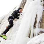 9.1.2017 Kielce. Ekstremalna wspinaczka zimowa na sztucznym lodospadzie na Kadzielni / Wojciech Habdas / Radio Kielce