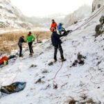 9.1.2017 Kielce. Ekstremalna wspinaczka zimowa na sztucznym lodospadzie na Kadzielni / Wojciech Habdas / Radio Kielce