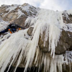 9.1.2017 Kielce. Ekstremalna wspinaczka zimowa na sztucznym lodospadzie na Kadzielni / Wojciech Habdas / Radio Kielce