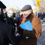 17.1.2017 Kielce. XX Dzień Judaizmu w Kościele katolickim w Polsce. Pomnik „Menora” Al. IX Wieków Kielc – wspomnienie Żydów zamordowanych podczas  pogromu kieleckiego – modlitwy. / Wojciech Habdas / Radio Kielce