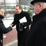 17.1.2017 Kielce. XX Dzień Judaizmu w Kościele katolickim w Polsce. Pomnik „Menora” Al. IX Wieków Kielc – wspomnienie Żydów zamordowanych podczas  pogromu kieleckiego – modlitwy. / Wojciech Habdas / Radio Kielce