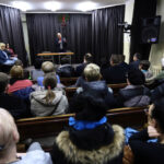 19.1.2017 Kielce. Spotkanie z Andrzejem Sygutem, zastępcą Prezydenta Miasta w Gimnazjum nr 7. / Wojciech Habdas / Radio Kielce