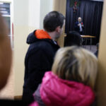 19.1.2017 Kielce. Spotkanie z Andrzejem Sygutem, zastępcą Prezydenta Miasta w Gimnazjum nr 7. / Wojciech Habdas / Radio Kielce