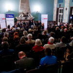 19.1.2017 Kielce. Otwarte spotkanie z posłami PO Joanną Muchą, Agnieszką Pomaską, Sławomirem Nitrasem, Pawłem Olszewskim, Cezarym Tomczykiem i Rafałem Trzaskowskim  w Wojewódzkim Domu Kultury w Kielcach / Wojciech Habdas / Radio Kielce