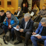26.1.2017 Kielce. W siedzibie firmy Toyota Romanowski, trener i zawodnicy Effectora odebrali nowe Toyoty C-HR, którymi będą się poruszać przez następne trzy sezony. / Wojciech Habdas / Radio Kielce