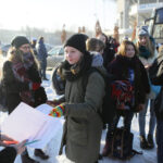 28.1.2017 Kielce. Policja kontroluje autokary, którymi młodzież udaje się na feryjny wypoczynek. / Wojciech Habdas / Radio Kielce