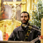 28.1.2017 Kielce. Kolędnicy misyjni spotkali się dziś w kieleckiej katedrze na zaproszenie biskupa Jana Piotrowskiego. / Wojciech Habdas / Radio Kielce