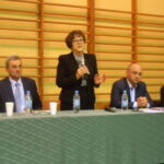 2017-02-03 Posłanka PiS Maria Zuba, Suchedniów, spotkanie w sprawie budowy tunelu pod torami / Tomasz Piwko / Radio Kielce