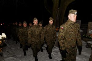 Sandomierz. Światełko dla żołnierzy AK (14 lutego 2017 r) / Michał Jakóbczyk / Radio Kielce