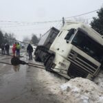 Wilków tir wypadek rów ciężarówka / Jarosław Kubalski / Radio Kielce