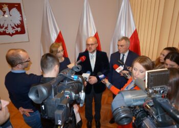 Konferencja prasowa wiceministra Krzysztofa Łandy (24 lutego 2017 r) / Radio Kielce