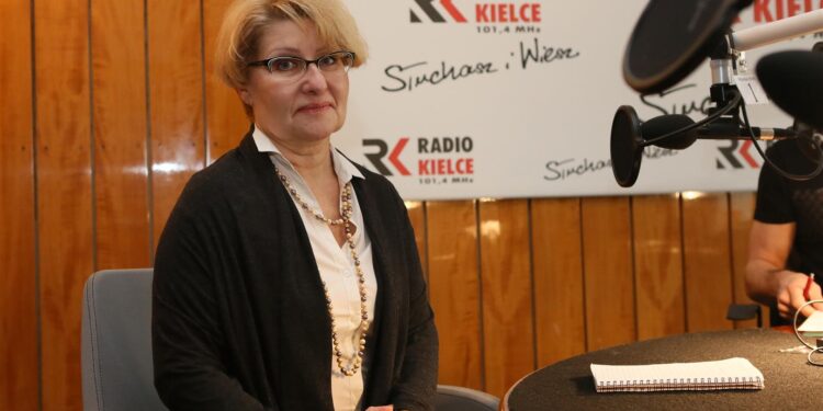 2017-02-22 Dorota Koczwańska-Kalita, naczelnik kieleckiej delegatury Instytutu Pamięci Narodowej / Robert Felczak / Radio Kielce