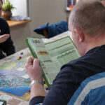 Spotkanie z cyklu „Gry bez prądu” w Muzeum Zabawy i Zabawek w Kielcach (12.02.2017) / Karol Żak / Radio Kielce