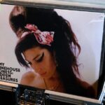 12.02.2017 Kielce. Giełda płyt winylowych / Karol Żak / Radio Kielce