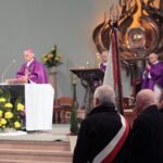 Uroczystości pogrzebowe Anny Sowy, pełnomocnik prezydenta Kielc ds. osób niepełnosprawnych / Robert Felczak / Radio Kielce