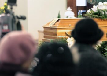 Uroczystości pogrzebowe Anny Sowy, pełnomocnik prezydenta Kielc ds. osób niepełnosprawnych / Robert Felczak / Radio Kielce