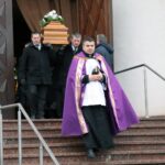 Uroczystości pogrzebowe Anny Sowy, pełnomocnik prezydenta Kielc ds. osób niepełnosprawnych / Robert Felczak / Radio Kielce