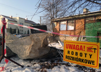 Sandomierz, Kruków, miejsce gdzie do niedawna stały obskurne baraki zamieszkałe głównie przez rodziny romskie / Grażyna Szlęzak-Wójcik / Radio Kielce