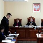 2017-02-14. Starachowice. Sąd Rejonowy. Proces zwolnionego personelu medycznego, który 2 listopada 2016 roku pracował na oddziale ginekologiczno-położniczym w tamtejszym szpitalu. / Jarosław Kubalski / Radio Kielce