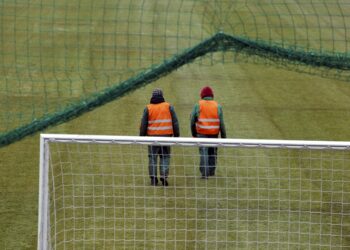 07.03.2016 Kielce, Stadion Korony. Nowa murawa. / Jarosław Kubalski / Radio Kielce