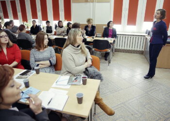 13.01.2017 Kielce.Warsztaty w ŚCDN "Biblioterapia w pracy nauczyciela bibliotekarza" poprowadziła dr Wanda Matras-Mastalerz / Jarosław Kubalski / Radio Kielce