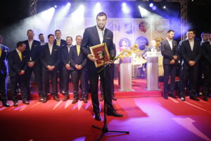 03.02.2017. Kielce. Gala 65. Plebiscytu Świętokrzyskie Gwiazdy Sportu 2016. Drużyna 2016 roku: Vive Tauron Kielce. / Jarosław Kubalski / Radio Kielce