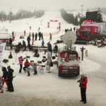 04.02.2017 Krajno. Zawody narciarskie o Puchar Radia Kielce. Zjazd VIP-ów i rozdanie nagród. / Jarosław Kubalski / Radio Kielce